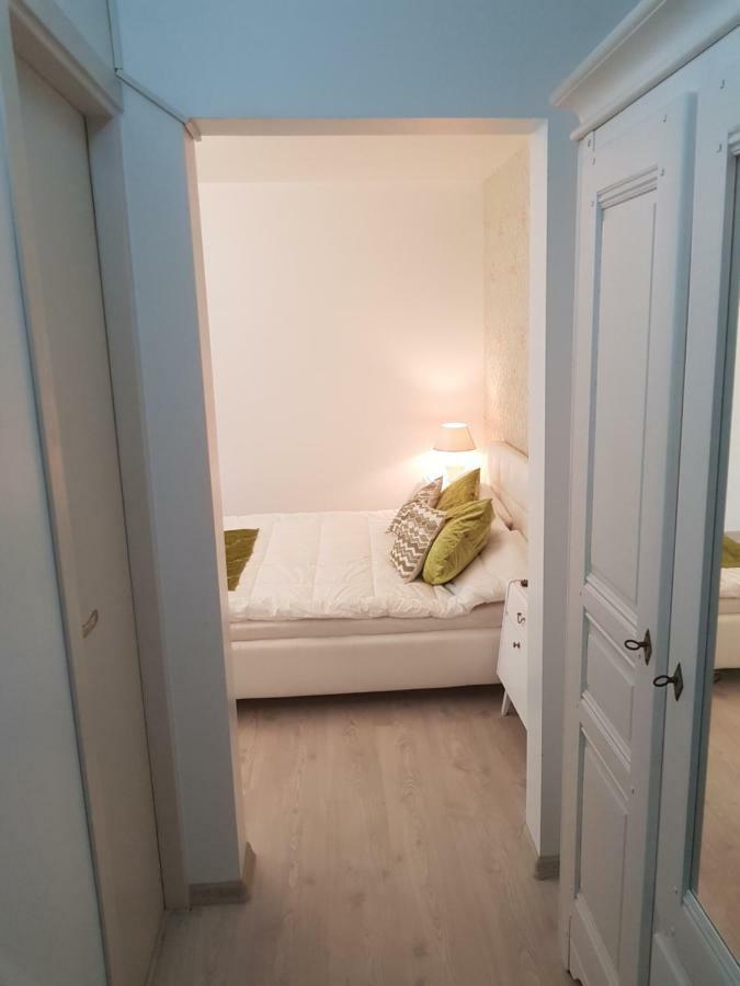 Apartment Cozy In A Quiet Area Craiova